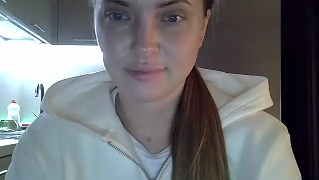 Lucky Anna online show from October 2025 06:15:01 PM