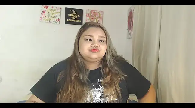 Snapshot of lovemyfatpussy chatting on March 2025 04:02:02 AM lovemyfatpussy online show from March 2025 04:02:02 AM