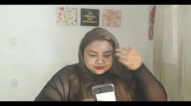 Snapshot of lovemyfatpussy chatting on February 2025 09:31:02 PM lovemyfatpussy online show from February 2025 09:31:02 PM
