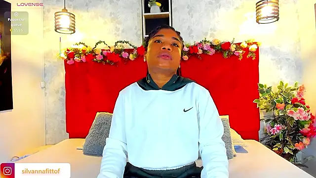 SilvannaFit online show from January 2026 10:00:01 AM