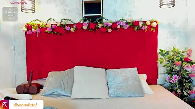 SilvannaFit online show from December 2025 11:47:02 AM