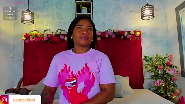 SilvannaFit online show from December 2025 11:26:02 AM