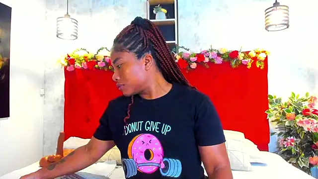 SilvannaFit online show from April 2026 09:05:01 AM