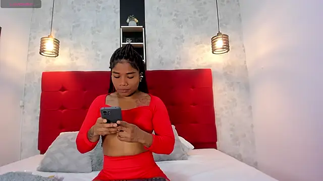SilvannaFit online show from March 2025 12:50:02 PM