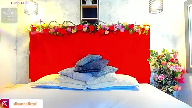 SilvannaFit online show from February 2026 11:43:01 AM