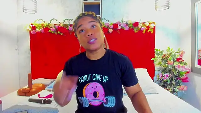 SilvannaFit online show from March 2026 11:51:01 AM