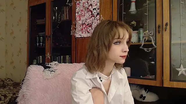 cloudgirrl online show from February 2025 08:13:02 PM