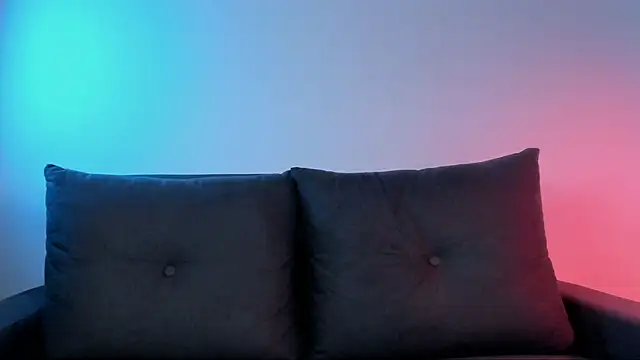 Snapshot of lnxmst chatting on October 2025 10:43:01 PM lnxmst online show from October 2025 10:43:01 PM