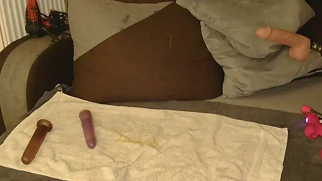 liloucamchaudee online show from March 2026 07:50:01 PM