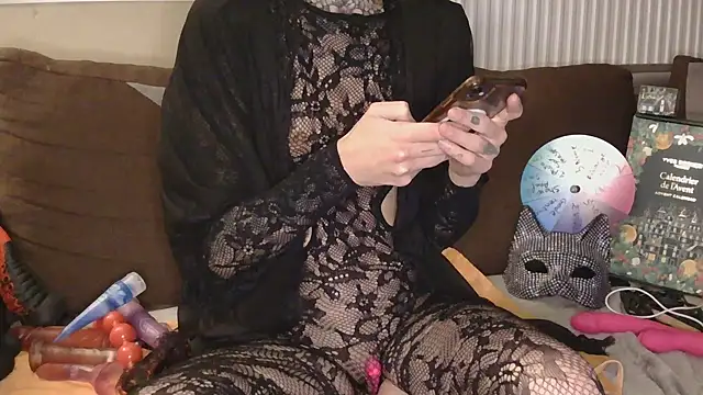 liloucamchaudee online show from December 2025 08:21:01 PM