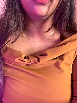 Snapshot of wildestcouplee chatting on December 2025 06:54:02 PM wildestcouplee online show from December 2025 06:54:02 PM