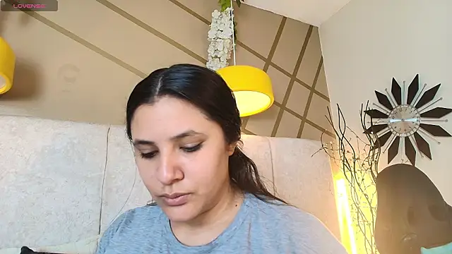 frreeya online show from March 2026 09:16:01 PM