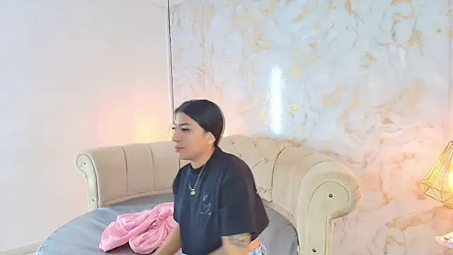 khloeblake online show from May 2026 05:33:01 AM