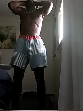 Melaneighted online show from April 2026 03:57:02 PM