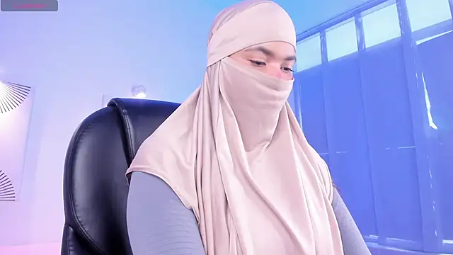 Snapshot of saray_halam chatting on December 2025 01:50:01 PM saray halam online show from December 2025 01:50:01 PM