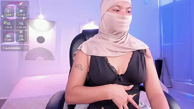 Snapshot of saray_halam chatting on November 2025 01:32:02 PM saray halam online show from November 2025 01:32:02 PM