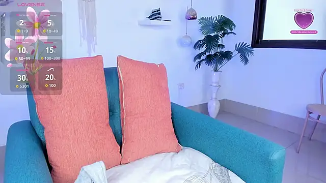 Snapshot of saray_halam chatting on October 2025 06:07:01 PM saray halam online show from October 2025 06:07:01 PM