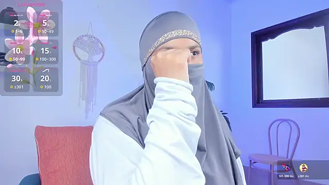 Snapshot of saray_halam chatting on November 2025 06:13:02 PM saray halam online show from November 2025 06:13:02 PM