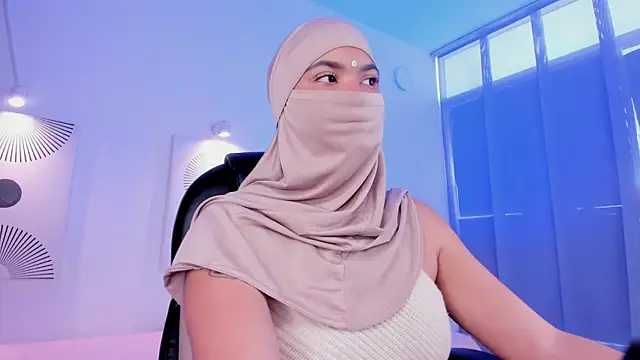 Snapshot of saray_halam chatting on December 2025 01:17:02 PM saray halam online show from December 2025 01:17:02 PM