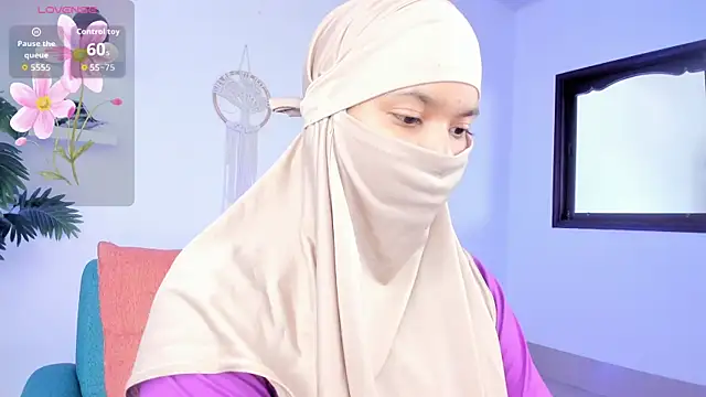 Snapshot of saray_halam chatting on October 2025 06:08:01 PM saray halam online show from October 2025 06:08:01 PM