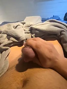 Snapshot of THOMS-90 chatting on November 2025 06:19:01 AM THOMS-90 online show from November 2025 06:19:01 AM