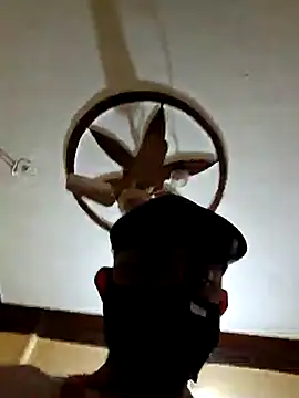 Snapshot of your_santa99 chatting on December 2024 06:40:01 AM your santa99 online show from December 2024 06:40:01 AM