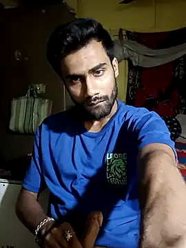 Snapshot of Skinny_Bigass_23 chatting on March 2025 07:35:01 PM Skinny Bigass 23 online show from March 2025 07:35:01 PM