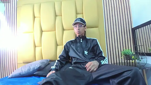 mikeegun online show from February 2025 11:06:02 AM