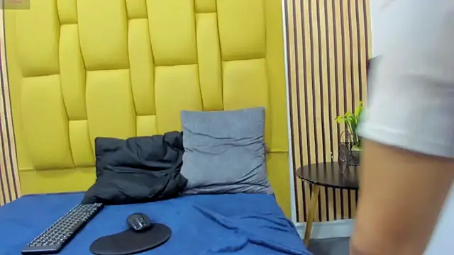 mikeegun online show from March 2025 12:28:01 PM