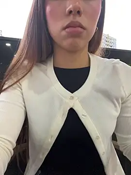 Aaliyah Salma online show from May 2026 10:20:02 PM