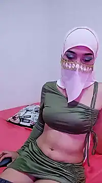 Snapshot of Aaliyah_Salma chatting on January 2025 10:31:02 PM Aaliyah Salma online show from January 2025 10:31:02 PM