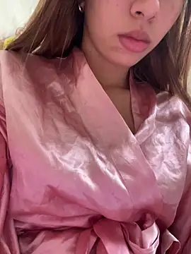 Aaliyah Salma online show from May 2026 07:08:02 PM