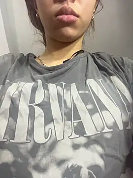 Aaliyah Salma online show from June 2026 04:40:02 PM