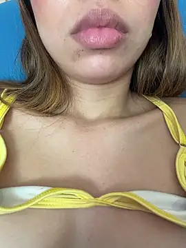 Aaliyah Salma online show from July 2026 06:58:02 AM