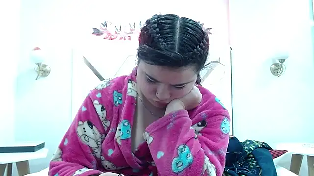 LinaPrinceess online show from December 2024 07:10:01 PM