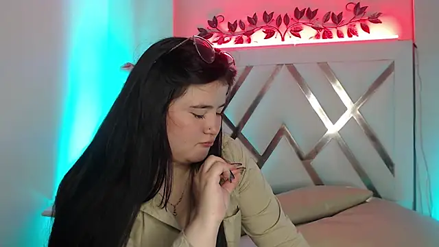 LinaPrinceess online show from December 2024 07:52:02 PM