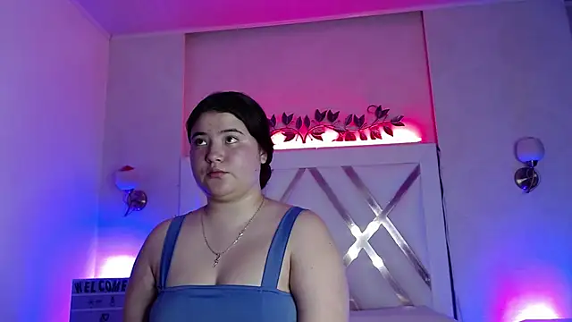 LinaPrinceess online show from December 2024 08:04:01 PM