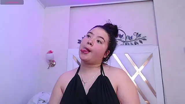 LinaPrinceess online show from December 2024 08:47:01 PM