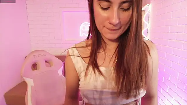 Snapshot of Foxy_tay chatting on December 2024 06:32:02 PM Foxy tay online show from December 2024 06:32:02 PM