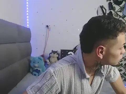 MarceloMilk online show from October 2025 01:39:02 AM