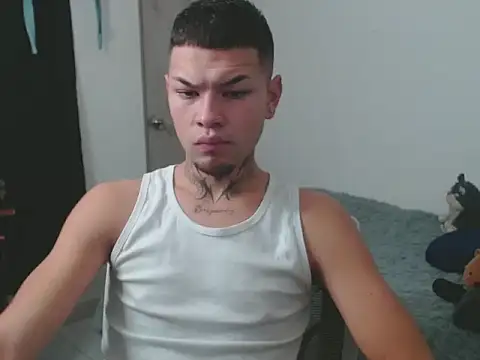 MarceloMilk online show from September 2025 09:53:02 AM