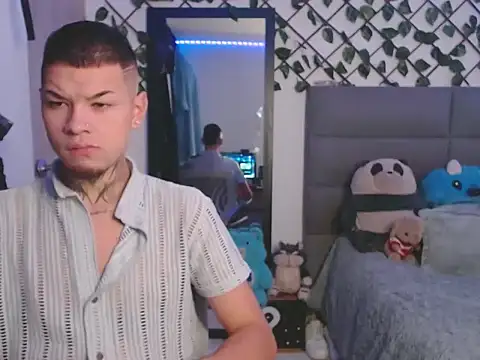 MarceloMilk online show from September 2025 12:33:01 PM