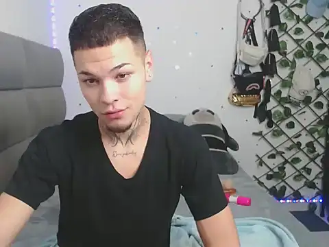 MarceloMilk online show from October 2025 04:55:02 AM