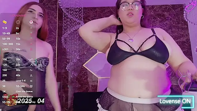 Snapshot of Kate_Dynasty chatting on December 2025 06:01:02 AM Kate Dynasty online show from December 2025 06:01:02 AM