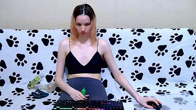 Ivy Lester online show from March 2026 05:46:01 PM