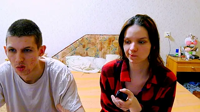 Ivy Lester online show from February 2025 08:49:01 PM