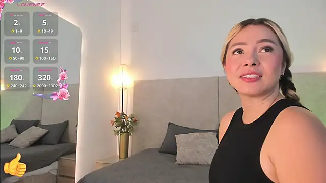 Snapshot of Saori_newman chatting on May 2026 11:44:01 AM Saori newman online show from May 2026 11:44:01 AM