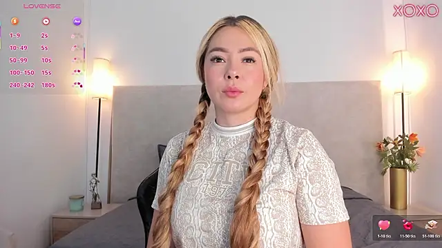 Saori newman online show from March 2026 11:44:02 AM