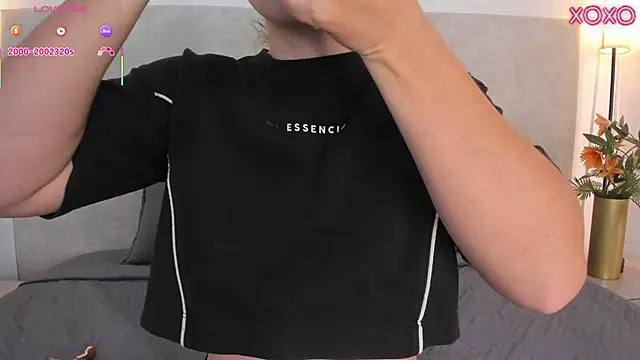 Saori newman online show from February 2026 11:42:02 AM