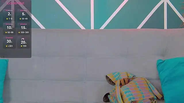 Lunamistyc online show from September 2025 07:53:01 PM